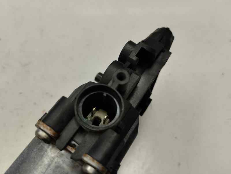 MOTOR ELEVALUNAS TRASERO DERECHO HYUNDAI IX35 2.0 CRDI MT 4WD 136CV