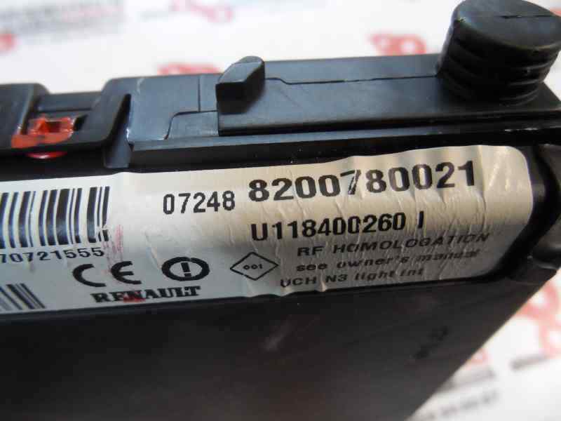 CAJA RELES FUSIBLES RENAULT SCENIC 1.9 DCI MT 130CV