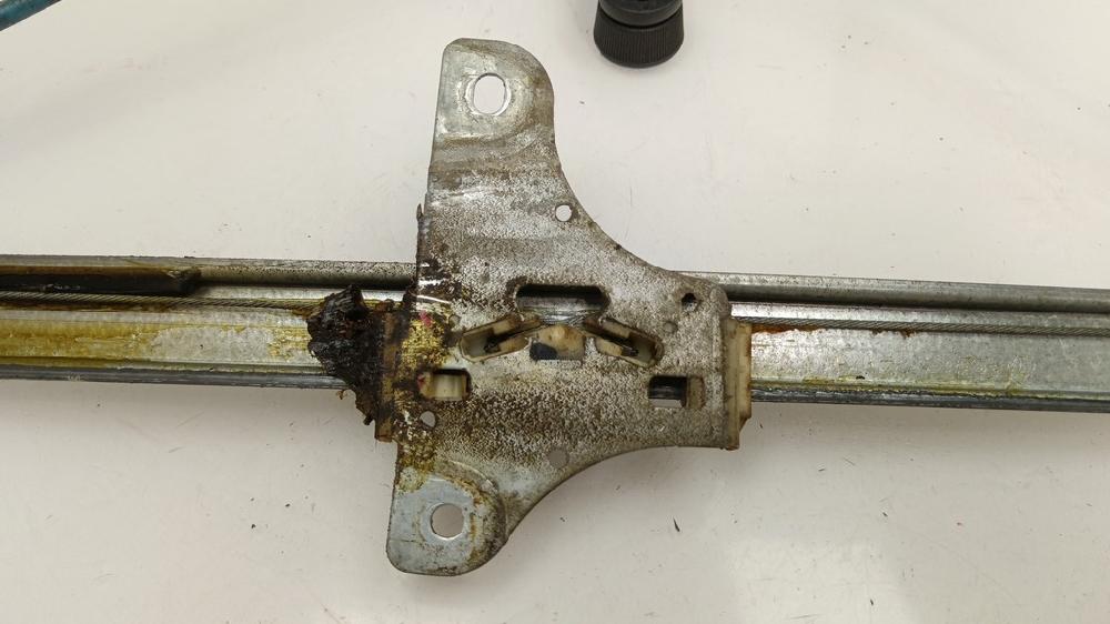 ELEVALUNAS TRASERO DERECHO OPEL AGILA 1.2 MT 75CV