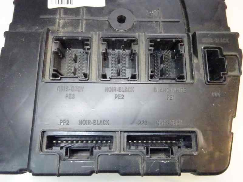 CAJA RELES FUSIBLES RENAULT MEGANE 2004 1.5 DCI MT 101CV