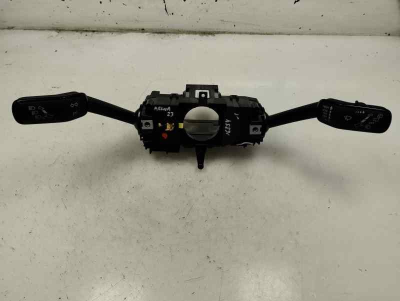 MANDO MULTIFUNCION SEAT ARONA 1.0 AMT 110CV | 81KW