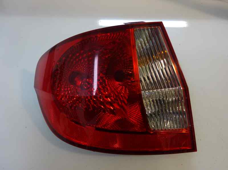 PILOTO TRASERO IZQUIERDO HYUNDAI GETZ OTROS