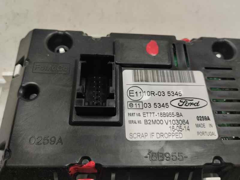 PANTALLA MULTIFUNCION FORD FIESTA 1.25 MT 82CV
