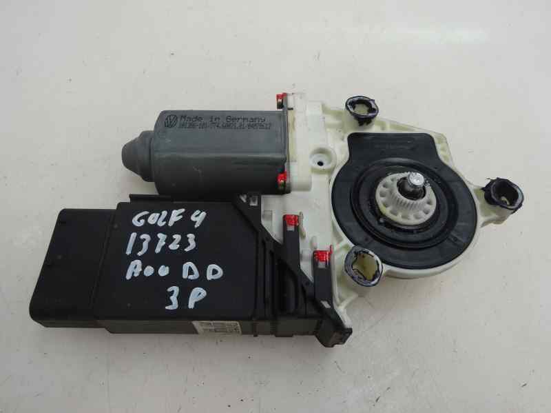 MOTOR ELEVALUNAS DELANTERO DERECHO VOLKSWAGEN GOLF 1.9 TDI MT 110CV | 81KW
