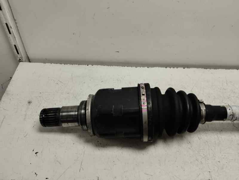 TRANSMISION DELANTERA IZQUIERDA TOYOTA VERSO 1.6 MT 112CV