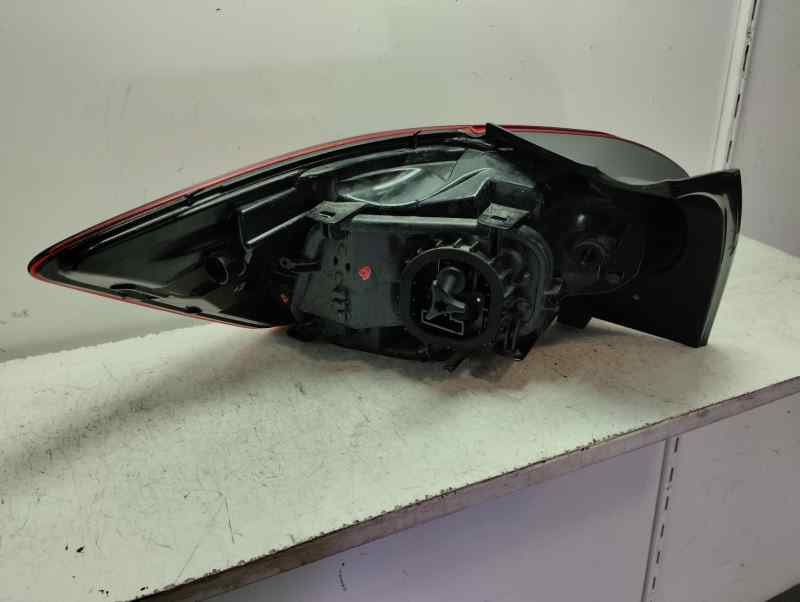 PILOTO TRASERO DERECHO DACIA SANDERO 1.0 MT 100CV | 74KW