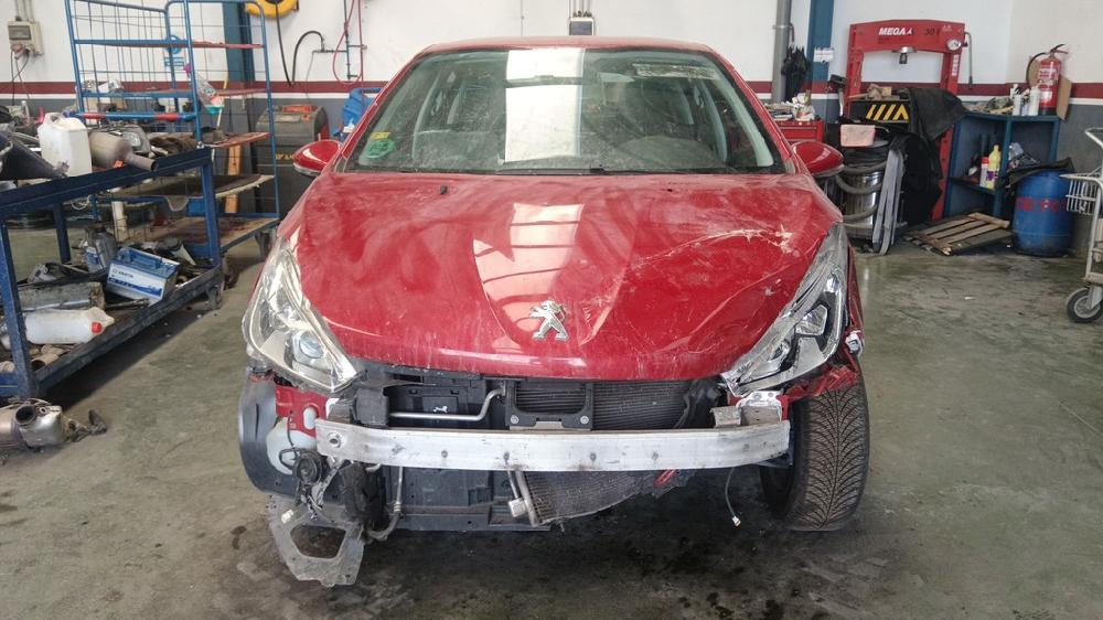 PEUGEOT 208 2012 1.2 VTI ETG 82CV