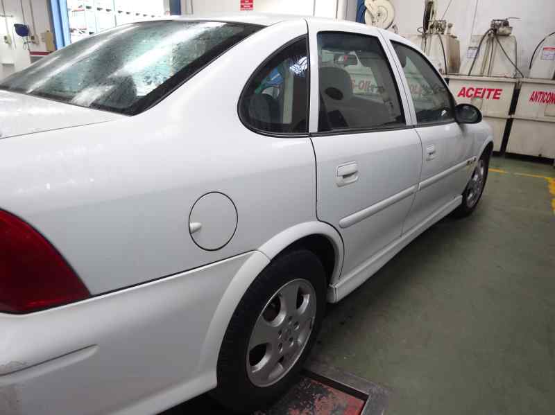 PILOTO TRASERO DERECHO OPEL VECTRA 1999 2.0 DTI MT 101CV