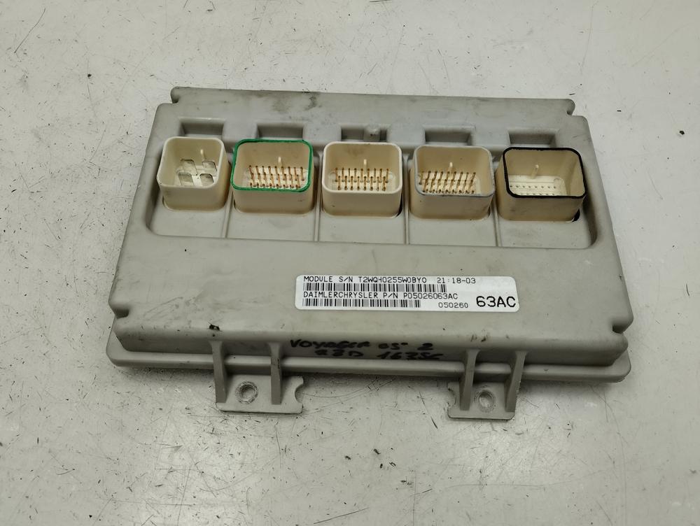 CAJA RELES FUSIBLES CHRYSLER VOYAGER 2.8D AT 150CV