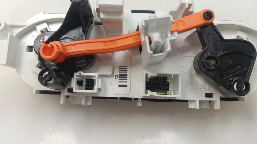 MANDO CALEFACCION AIRE ACONDICIONADO PEUGEOT 208 1.2 VTI ETG 82CV