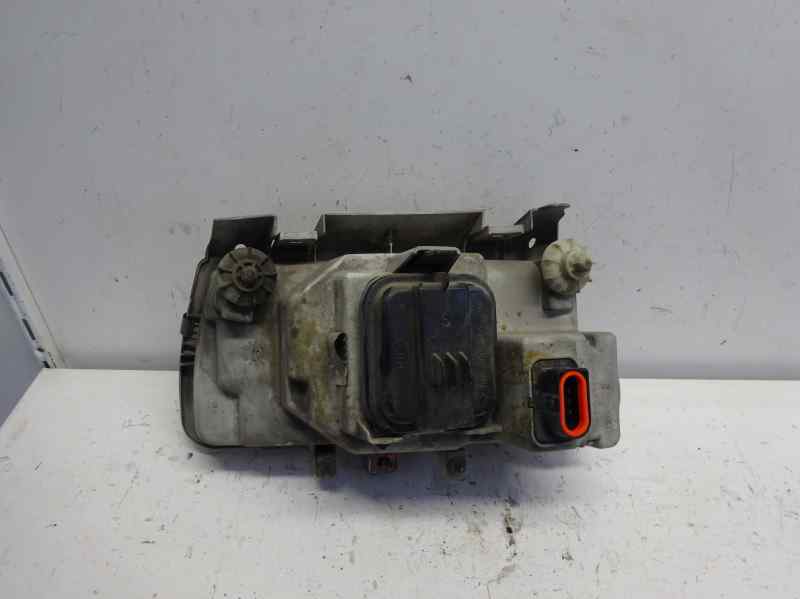 FARO DERECHO VOLKSWAGEN POLO 1997 1.9 D MT 64CV | 47KW