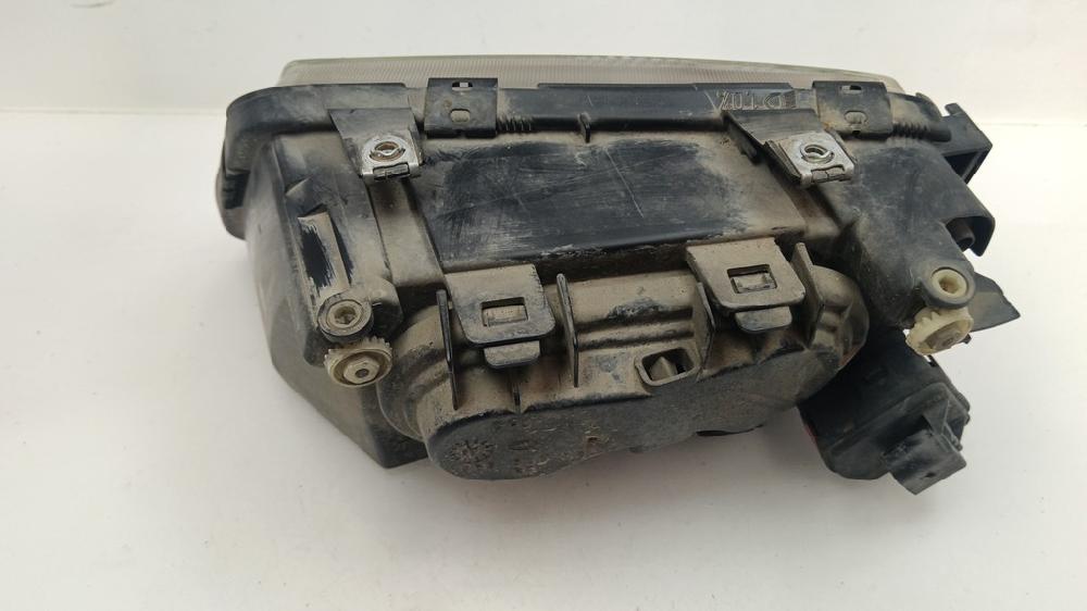 FARO DERECHO AUDI A3 1.6 MT 101CV | 75KW