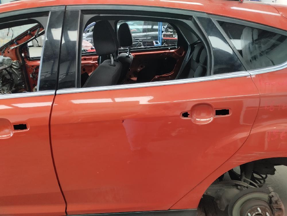 PUERTA TRASERA IZQUIERDA FORD FOCUS 1.6 TDCI MT 115CV