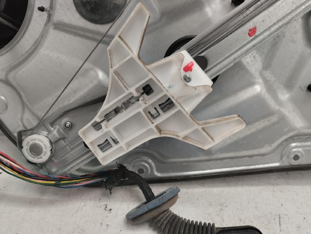 ELEVALUNAS TRASERO IZQUIERDO KIA CEED 1.6 MT 113CV | 83KW