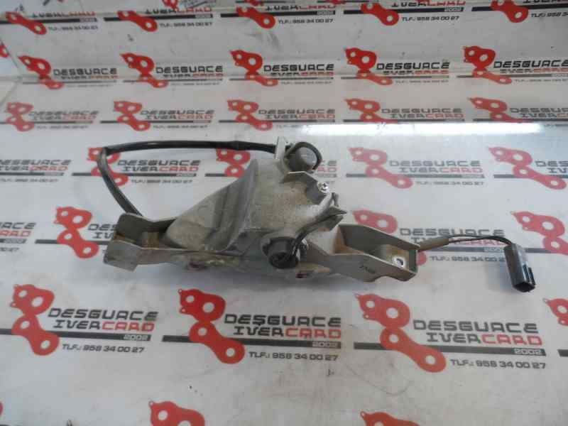 FARO ANTINIEBLA TRASERO IZQUIERDO MAZDA 2 1.3 MT 75CV