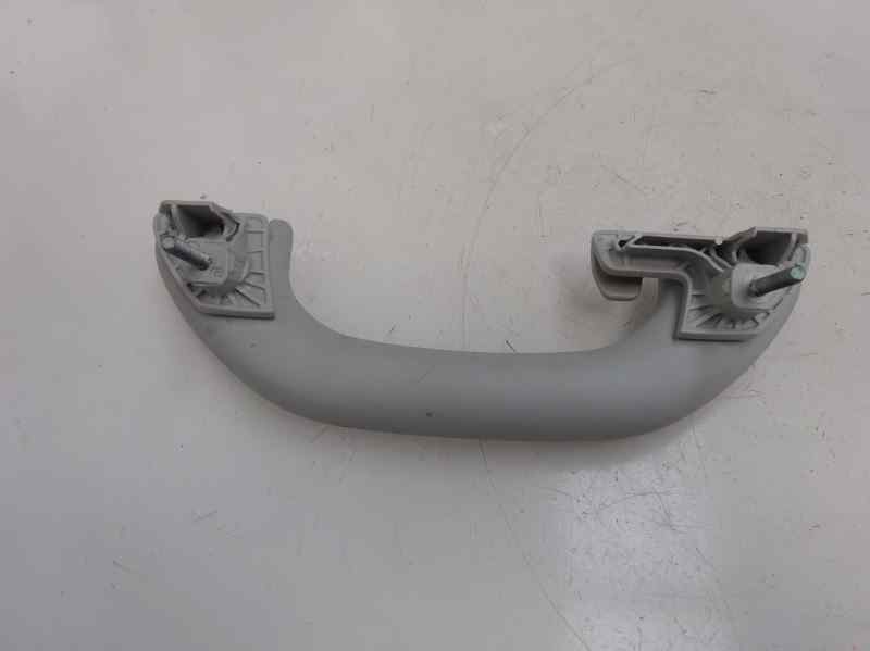 MANETA INTERIOR TRASERA DERECHA VOLKSWAGEN GOLF 1.9 TDI 5MT 105CV