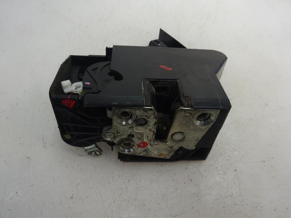 CERRADURA PUERTA DELANTERA DERECHA DACIA SANDERO 0.9 TCE MT 97CV