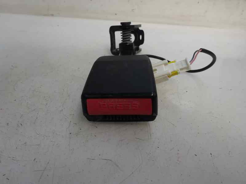 ANCLAJE CINTURON TRASERO DERECHO PEUGEOT 308 1.6 HDI MT 114CV