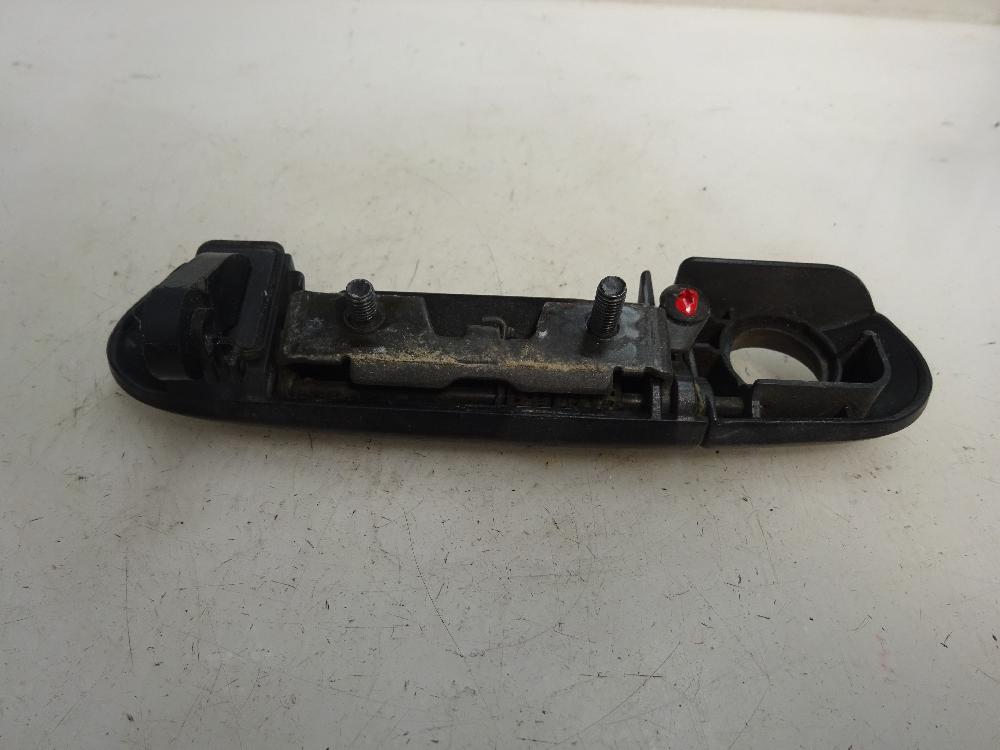MANETA EXTERIOR PORTON MITSUBISHI COLT 1.3 MT 95CV