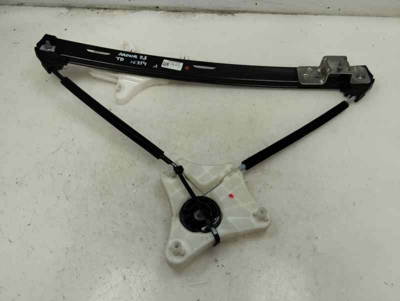 ELEVALUNAS TRASERO DERECHO SEAT ARONA 1.0 AMT 110CV | 81KW