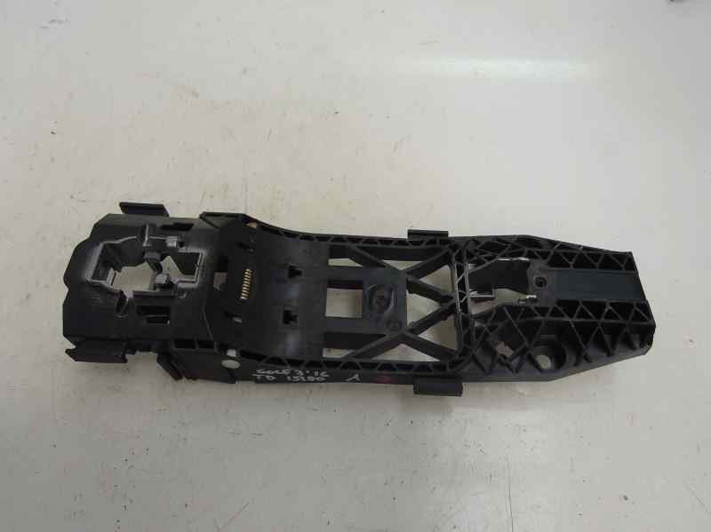 SOPORTE MANETA EXTERIOR PUERTA TRASERA DERECHA VOLKSWAGEN GOLF 1.4 TSI MT 125CV | 92KW