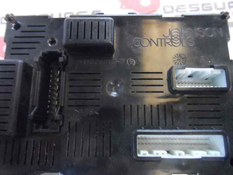 CAJA RELES FUSIBLES RENAULT CLIO 1.5 DCI MT 68CV