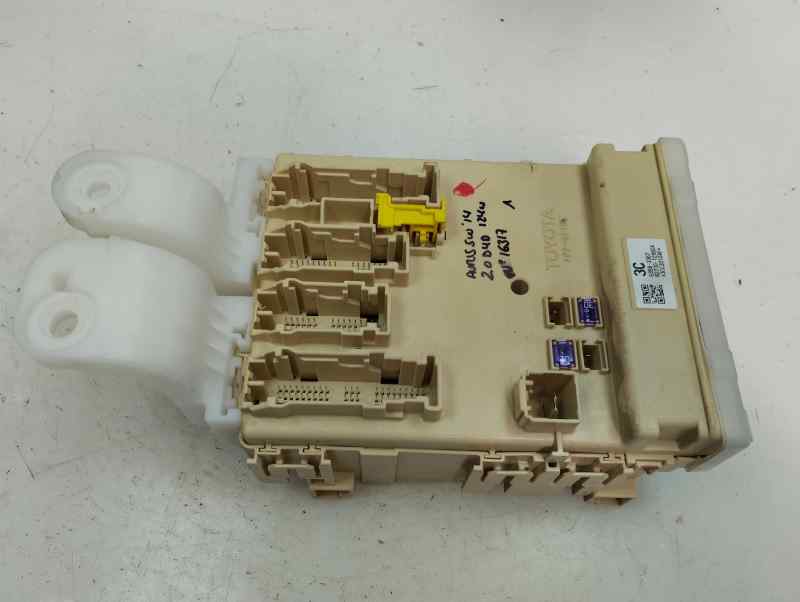 CAJA RELES FUSIBLES TOYOTA AURIS 2.0 D-4D MT 124CV | 91KW