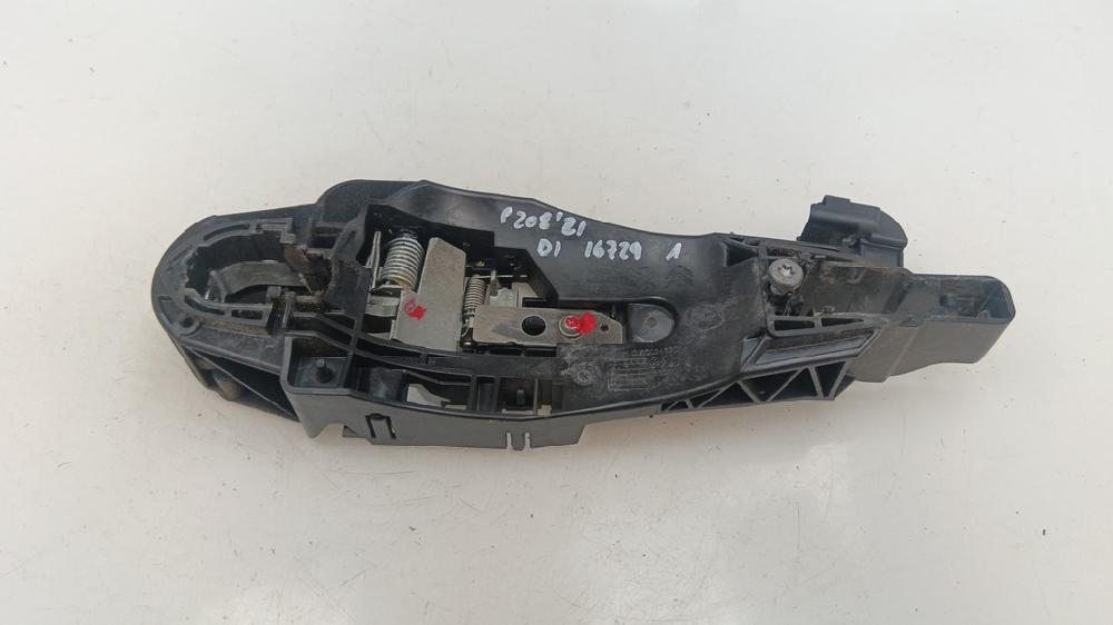 SOPORTE MANETA EXTERIOR DELANTERA IZQUIERDA PEUGEOT 208 1.5 MT 102CV | 75KW