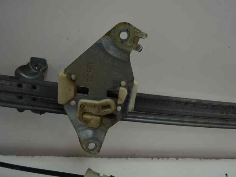 ELEVALUNAS DELANTERO DERECHO NISSAN ALMERA TINO 2.2 MT 114CV | 84KW