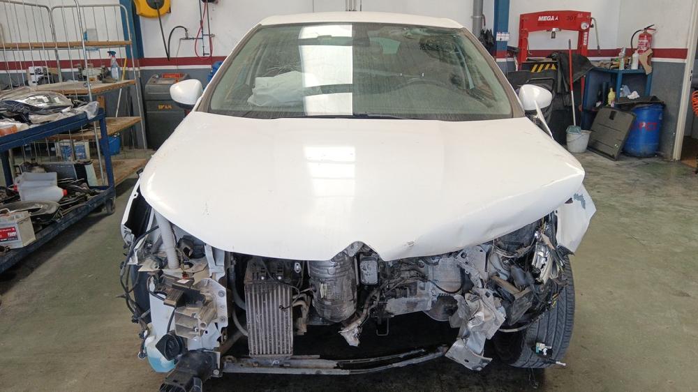 CITROEN C4 2015 1.6 MT 100CV | 73KW