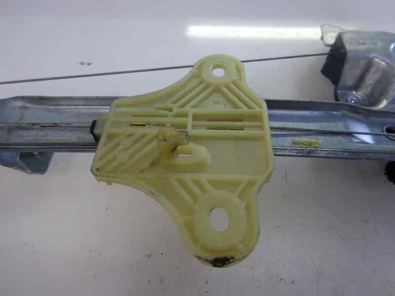 ELEVALUNAS DELANTERO IZQUIERDO RENAULT CLIO 1.5 DCI MT 90CV