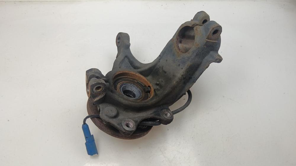 MANGUETA DELANTERA IZQUIERDA PEUGEOT 208 1.2 VTI ETG 82CV
