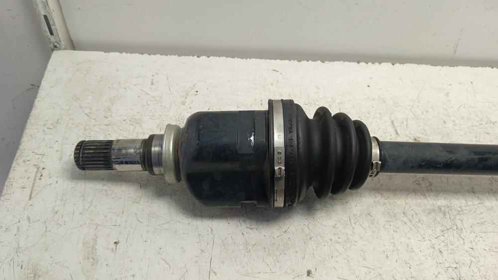 TRANSMISION DELANTERA IZQUIERDA TOYOTA AURIS 1.6 MT 124CV | 91KW