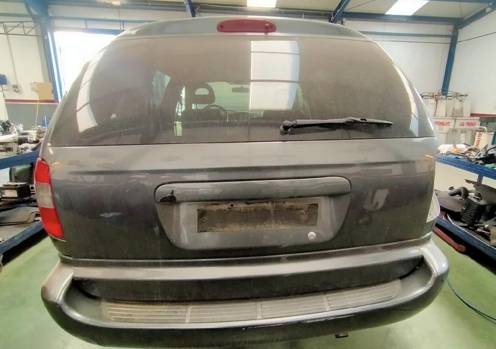 CHRYSLER VOYAGER 2004 2.8D AT 150CV