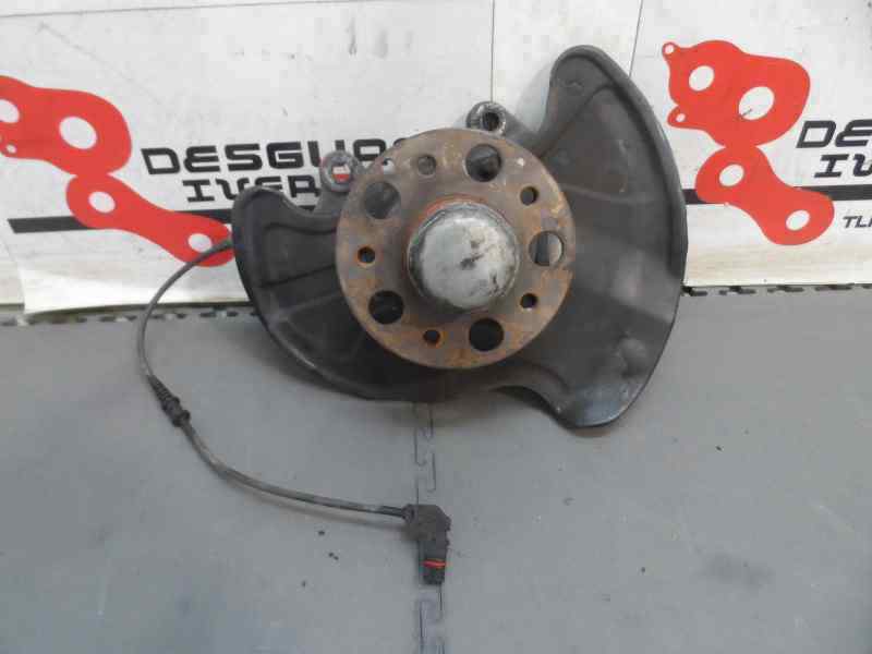 MANGUETA DELANTERA IZQUIERDA MERCEDES BENZ CLASE C 2.2 MT 143CV | 105KW