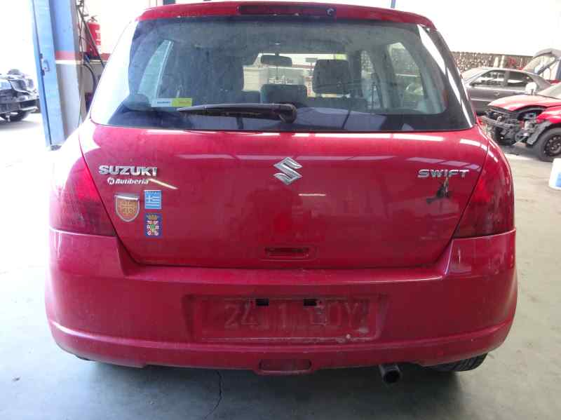 LUZ INTERIOR SUZUKI SWIFT 2008 1.3 MT 67CV