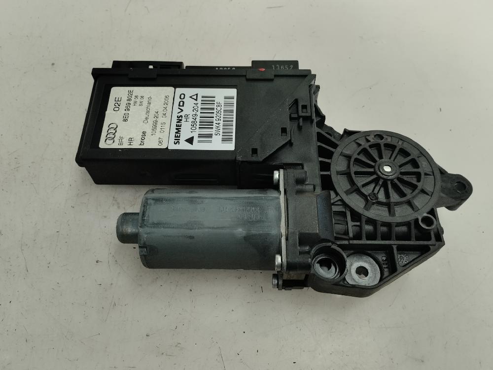 MOTOR ELEVALUNAS TRASERO DERECHO AUDI A4 2006 2.0 TDI MT 140CV | 103KW