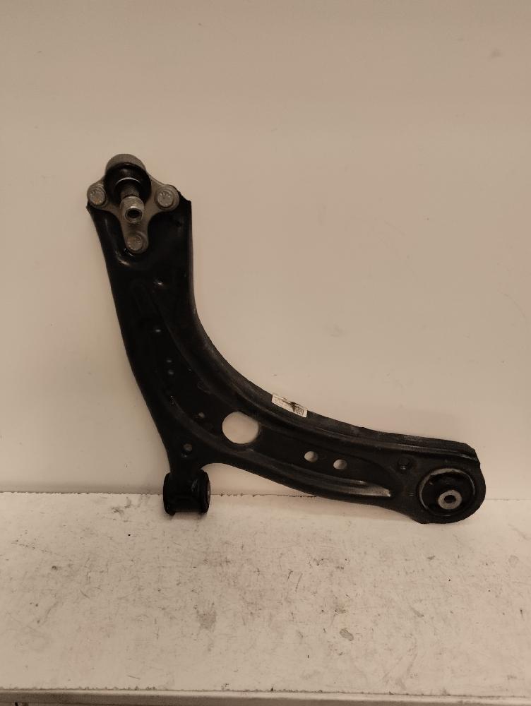 BRAZO SUSPENSION INFERIOR DELANTERO DERECHO SEAT LEON 1.5 130CV MT