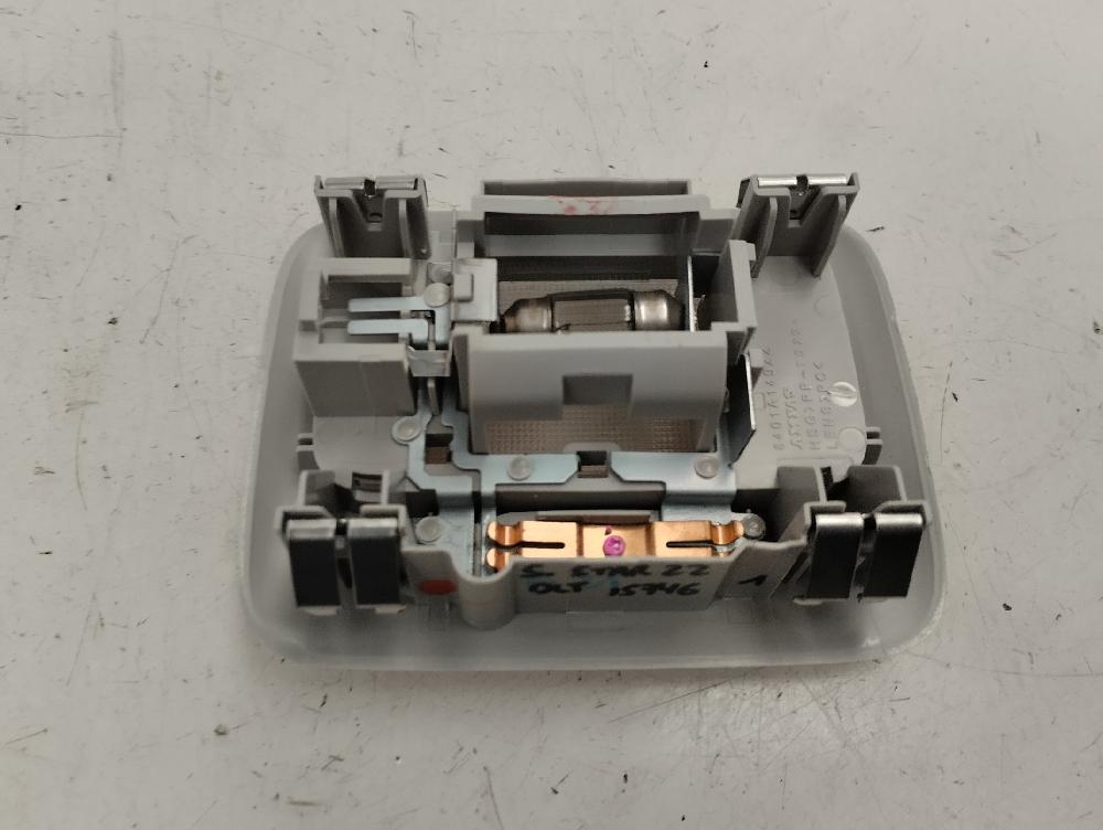 LUZ INTERIOR MITSUBISHI SPACE STAR 1.2 MT 80CV | 59KW