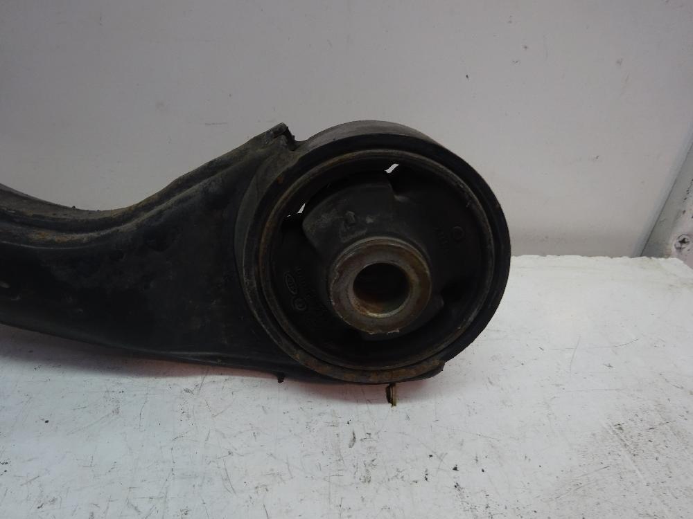 BRAZO SUSPENSION INFERIOR DELANTERO DERECHO KIA CEED 1.4 MT 90CV | 66KW