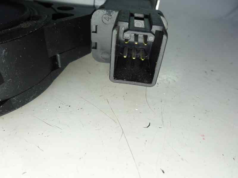 MOTOR ELEVALUNAS DELANTERO IZQUIERDO MAZDA 5 2.0 MZR-CD MT 143CV | 105KW
