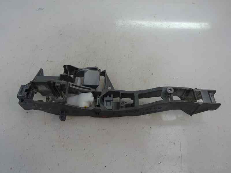 SOPORTE MANETA EXTERIOR DELANTERA DERECHA PEUGEOT 208 1.2 VTI MT 82CV