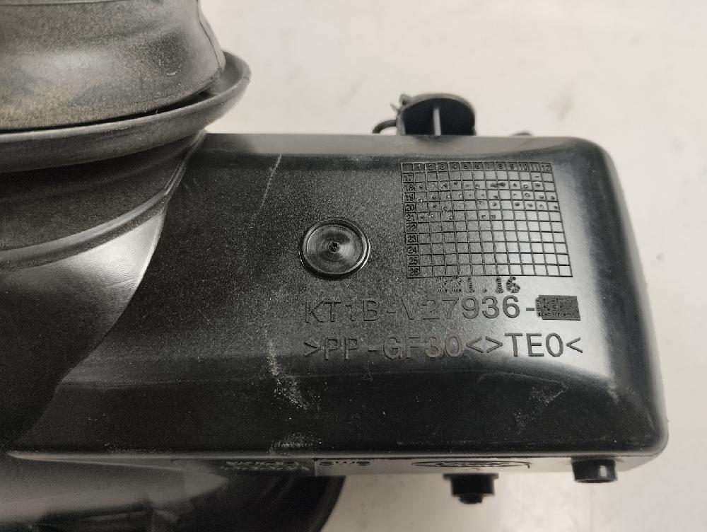 TAPA EXTERIOR COMBUSTIBLE FORD TRANSIT CONNECT 1.5 MT 100CV | 74KW