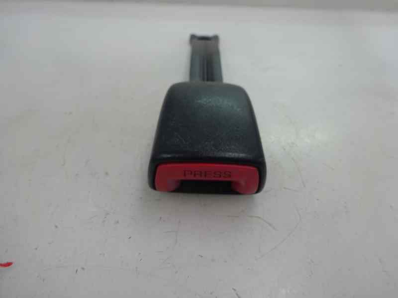 ANCLAJE CINTURON DELANTERO IZQUIERDO PEUGEOT 107 1.0 MT 68CV | 50KW