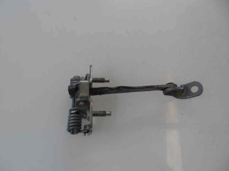 RETENEDOR PUERTA DACIA DUSTER 1.5 MT 90CV DIESEL