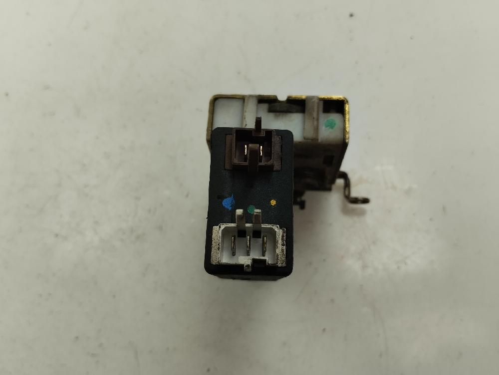 CERRADURA PUERTA DELANTERA DERECHA CITROEN SAXO 1.5 D MT 57CV