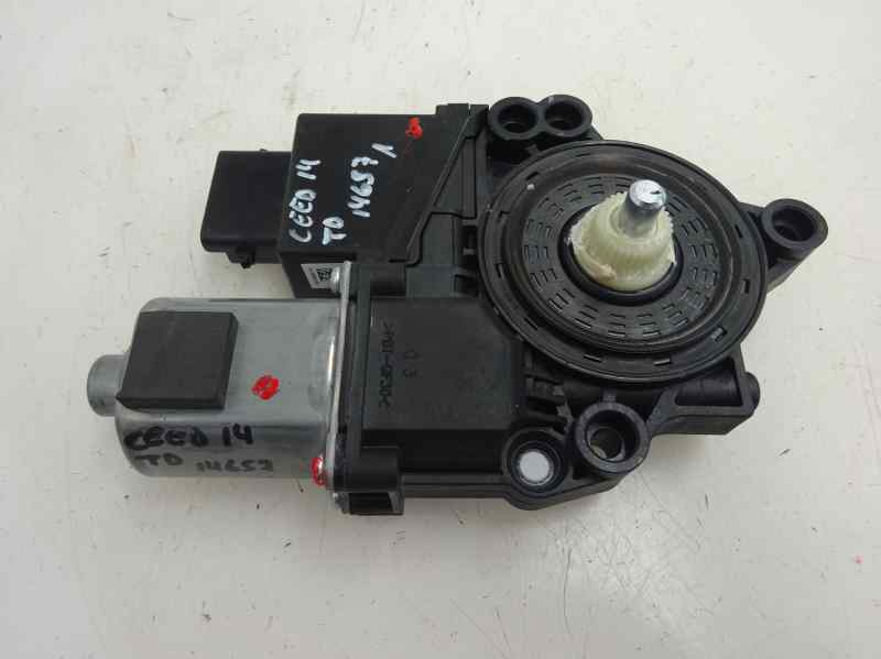 MOTOR ELEVALUNAS TRASERO DERECHO KIA CEED 1.6 MT 129CV | 95KW