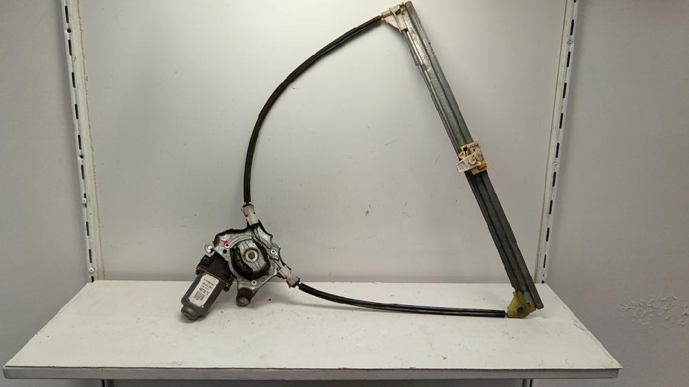 ELEVALUNAS DELANTERO DERECHO RENAULT CLIO 1.5 MT 82CV | 60KW