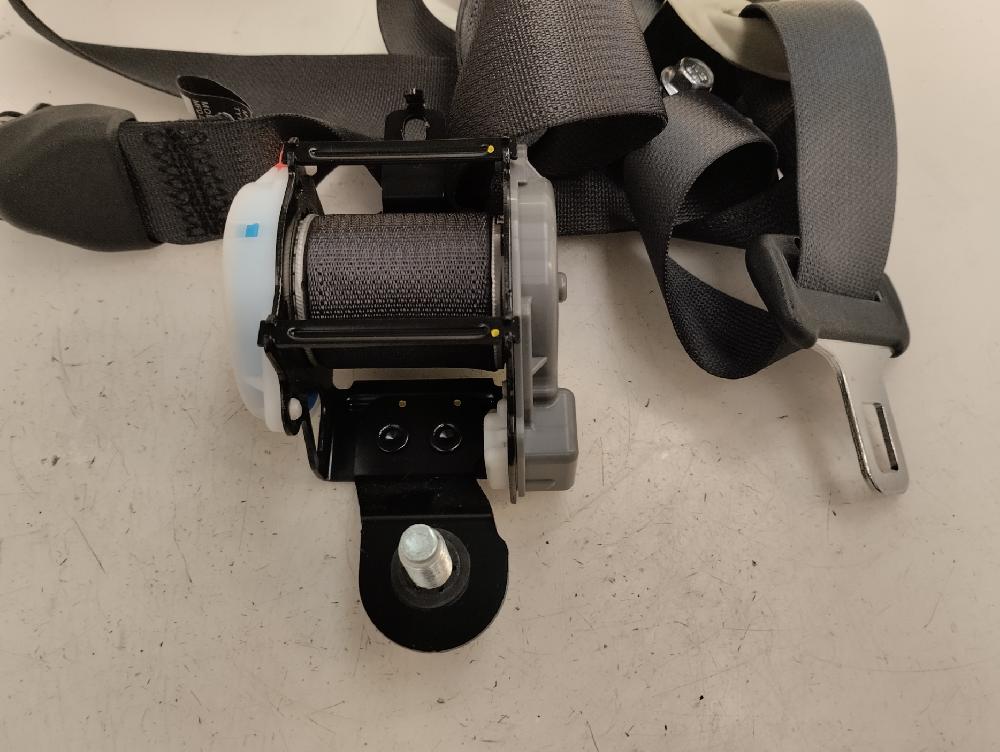 CINTURON SEGURIDAD TRASERO IZQUIERDO KIA CARENS 1.7 MT 115CV | 85KW