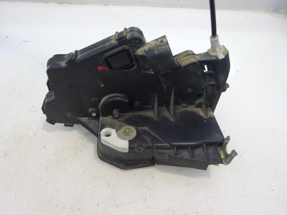 CERRADURA PUERTA TRASERA DERECHA BMW SERIE 3 3.0 330D MT 204CV